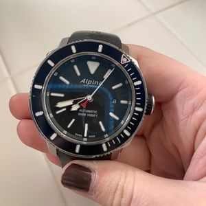 Alpina Seastrong Diver 300 w packaging & warranty